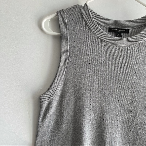 BANANA REPUBLIC Knit Vest Gray - Picture 4 of 4